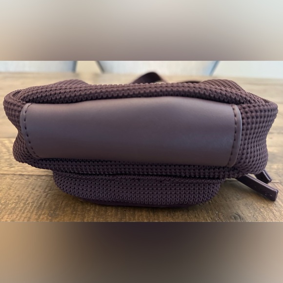 Steve Madden Burgundy Bmaxima Crossbody Bag - Picture 4 of 7